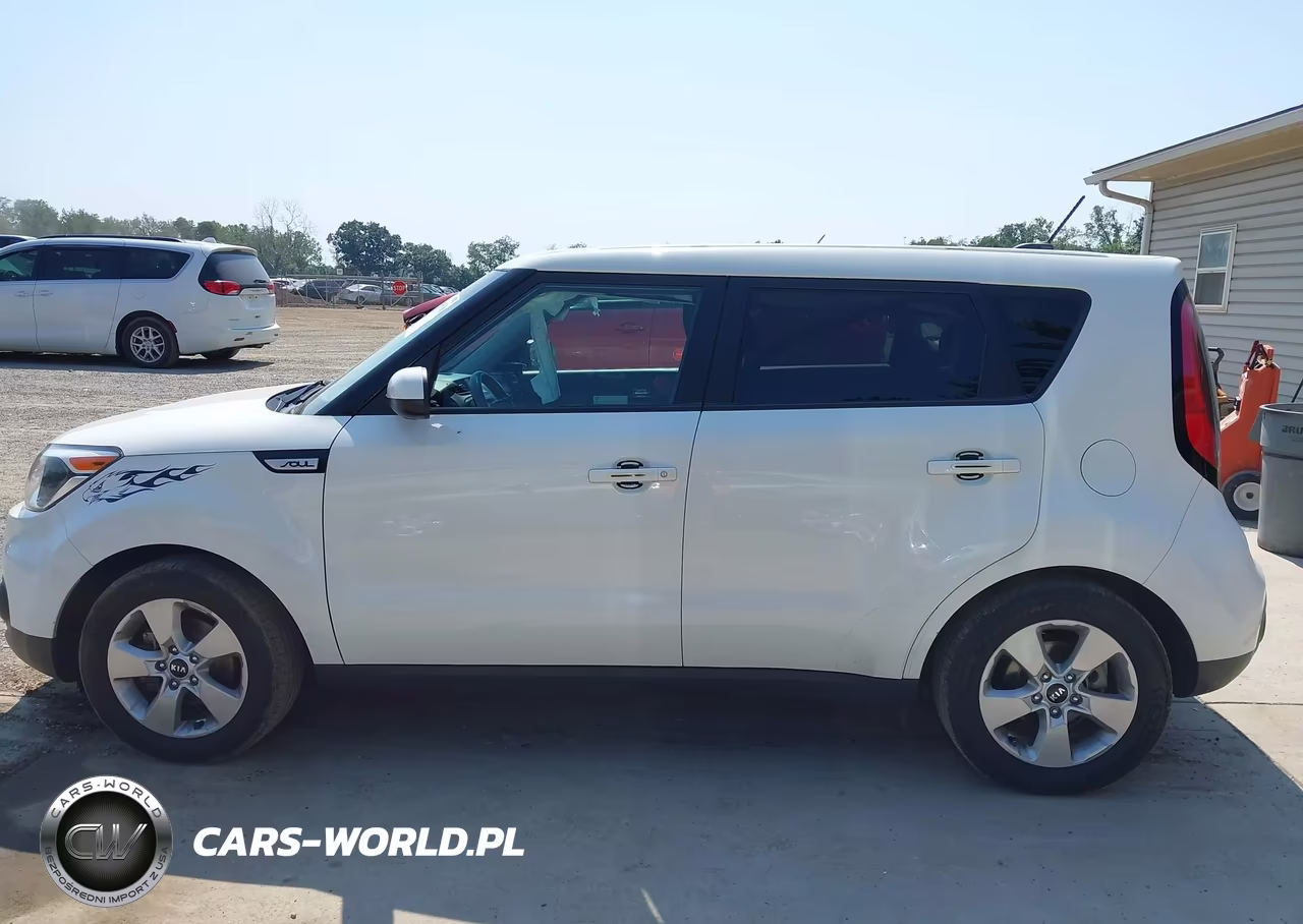 2019 Kia Soul VIN:KNDJN2A20K7920318 - 15