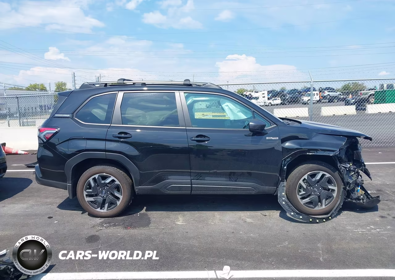 2026 Subaru Forester Premium VIN:4S4SLSE72T3115117 - 14