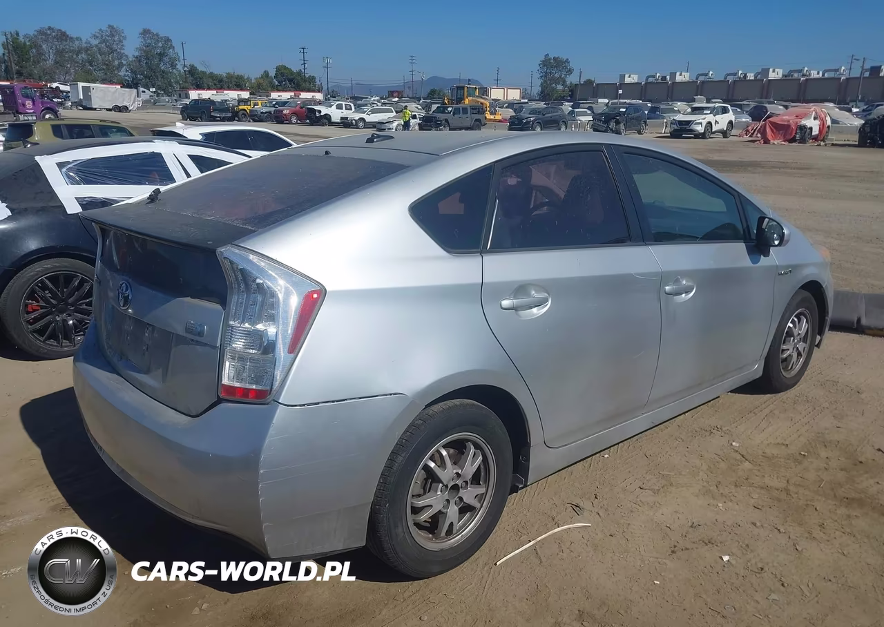2010 Toyota Prius Iv VIN:JTDKN3DU8A5002799 - 4