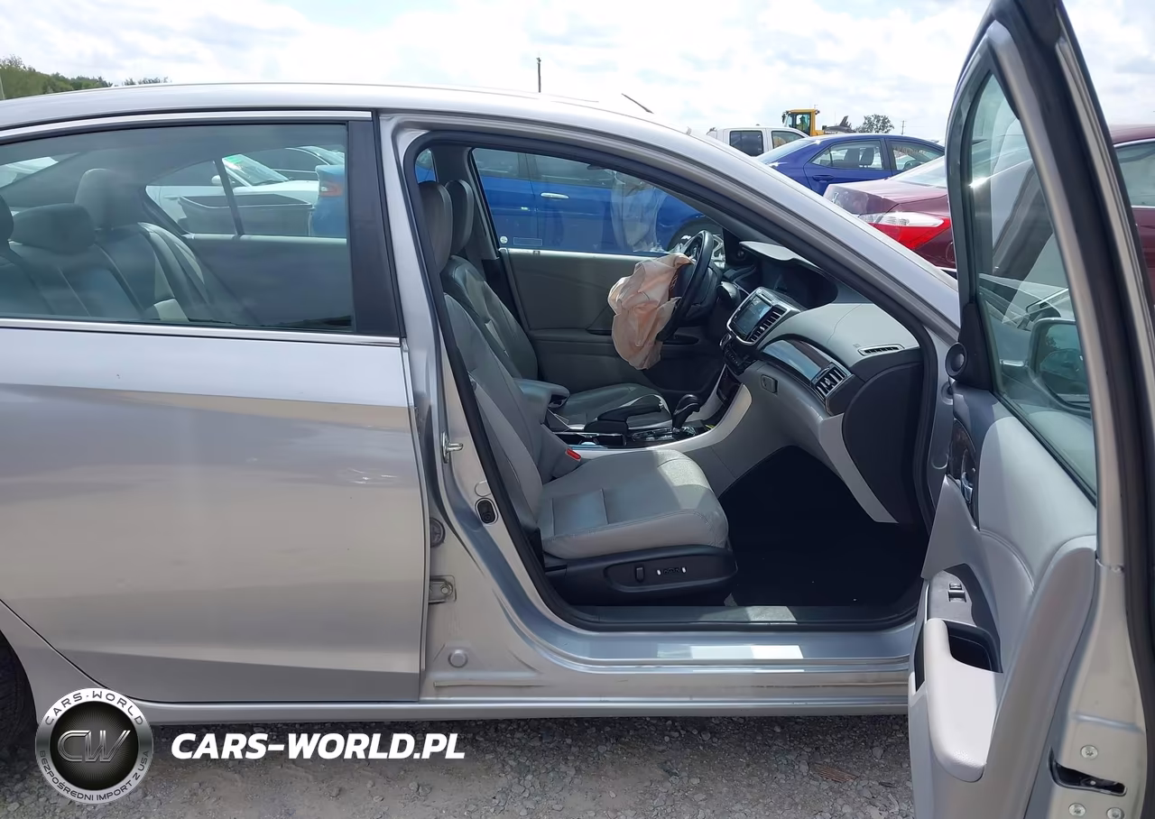 2017 Honda Accord Ex-L VIN:1HGCR2F82HA251637 - 5