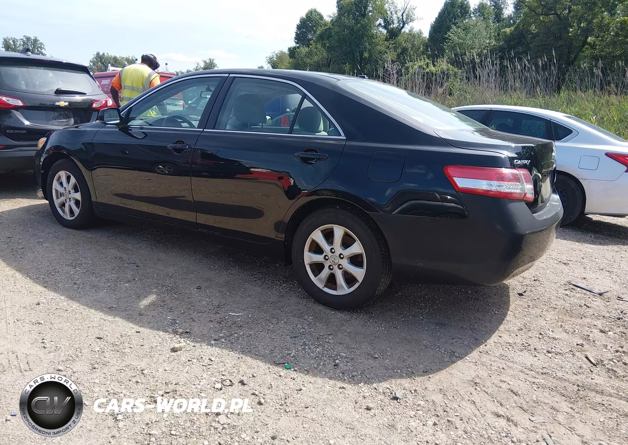 2011 Toyota Camry Le VIN:4T1BF3EK5BU162040 - 3