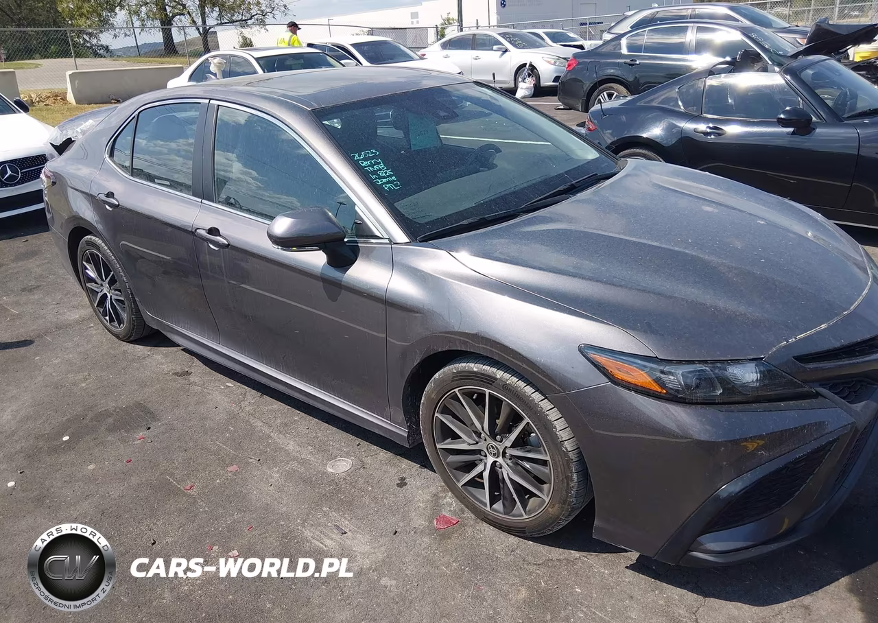 2022 Toyota Camry Se