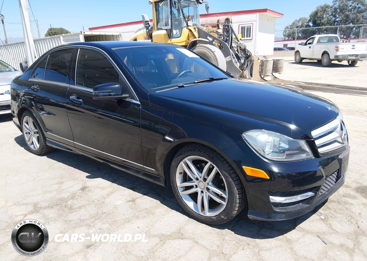 2013 Mercedes-Benz C 250 Sport VIN:WDDGF4HBXDR291768 - 1