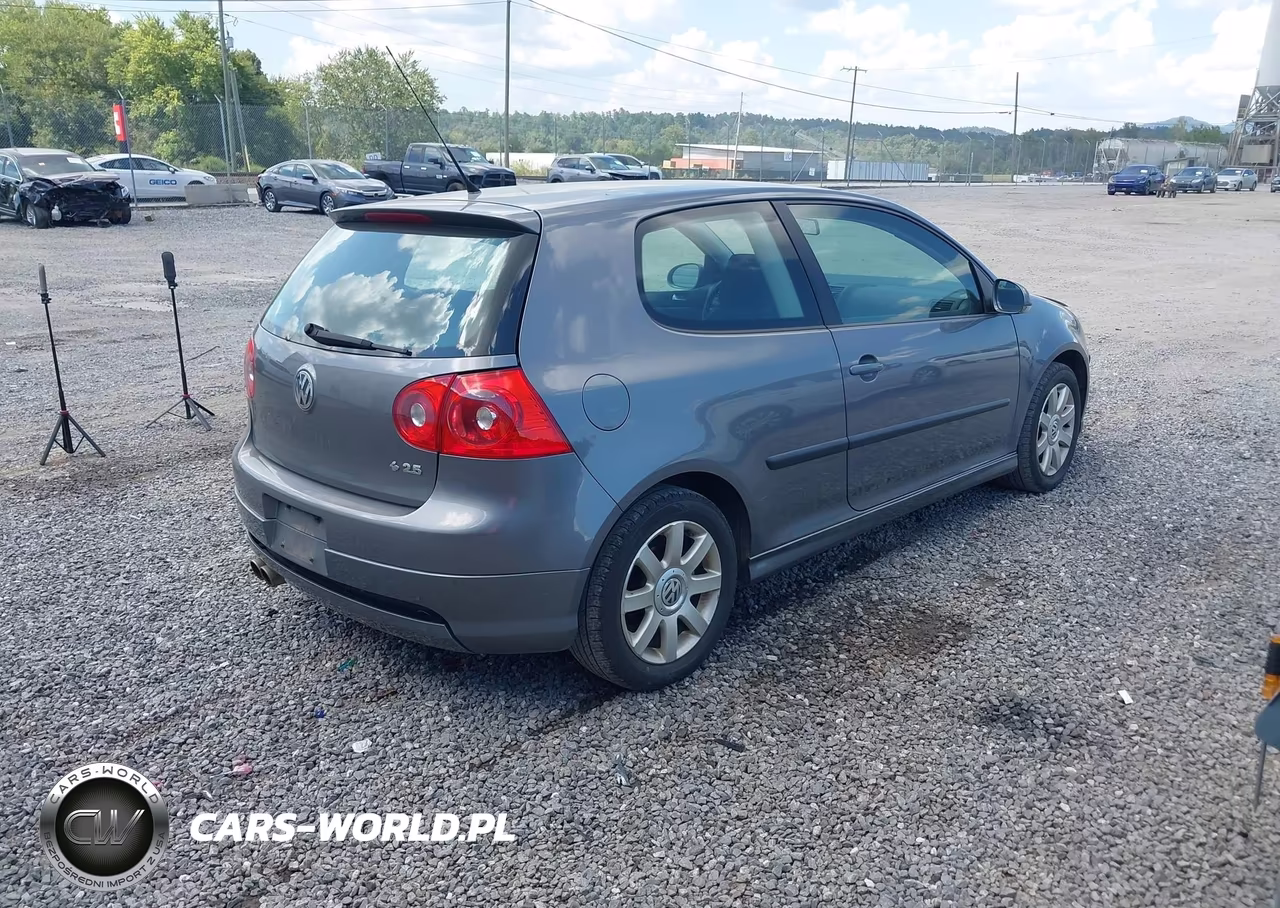 2007 Volkswagen Rabbit 2-Door (A6) VIN:WVWBR71K67W055888 - 4