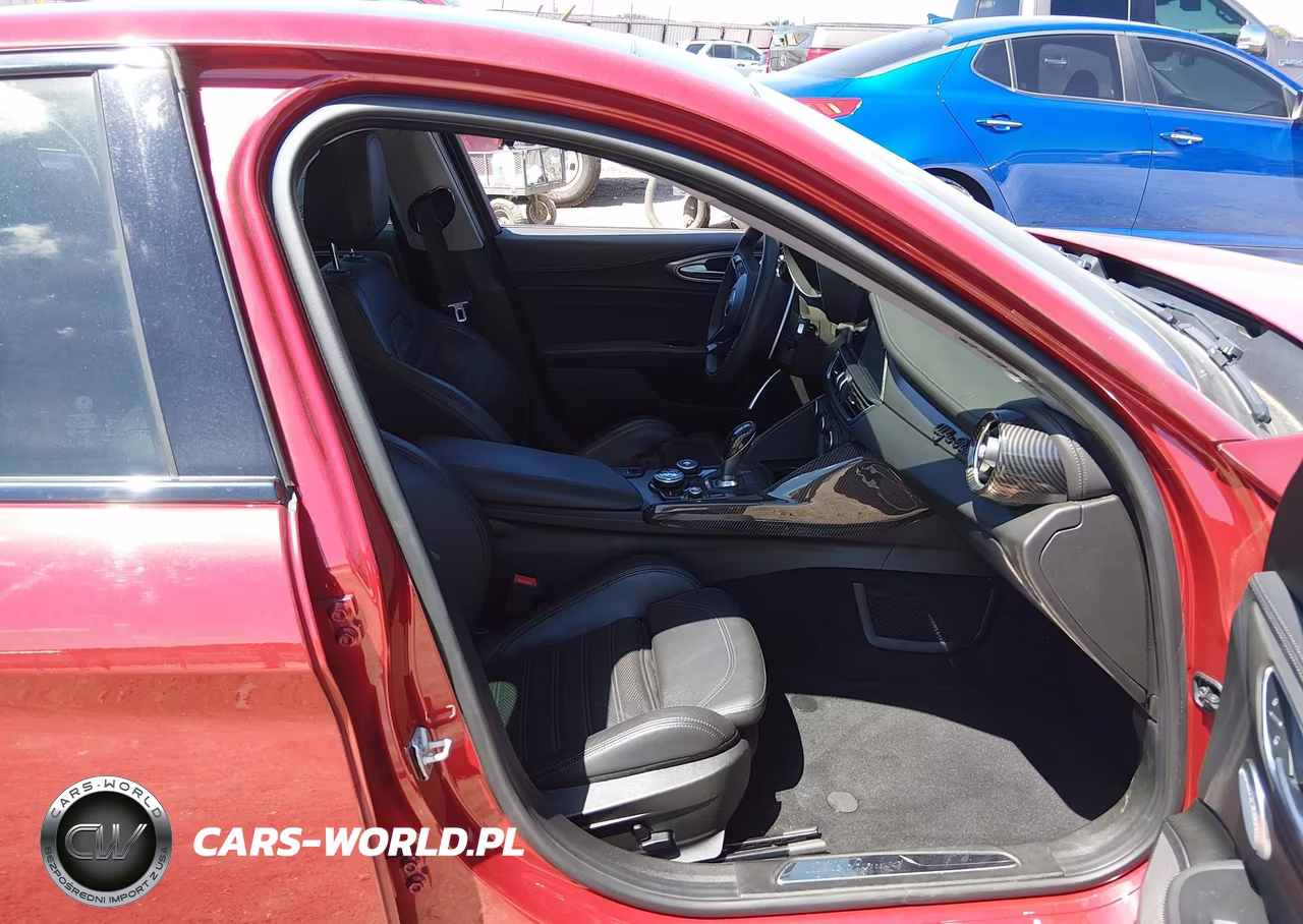 2019 Alfa Romeo Giulia Ti Sport Rwd VIN:ZARFAMBN9K7603732 - 5