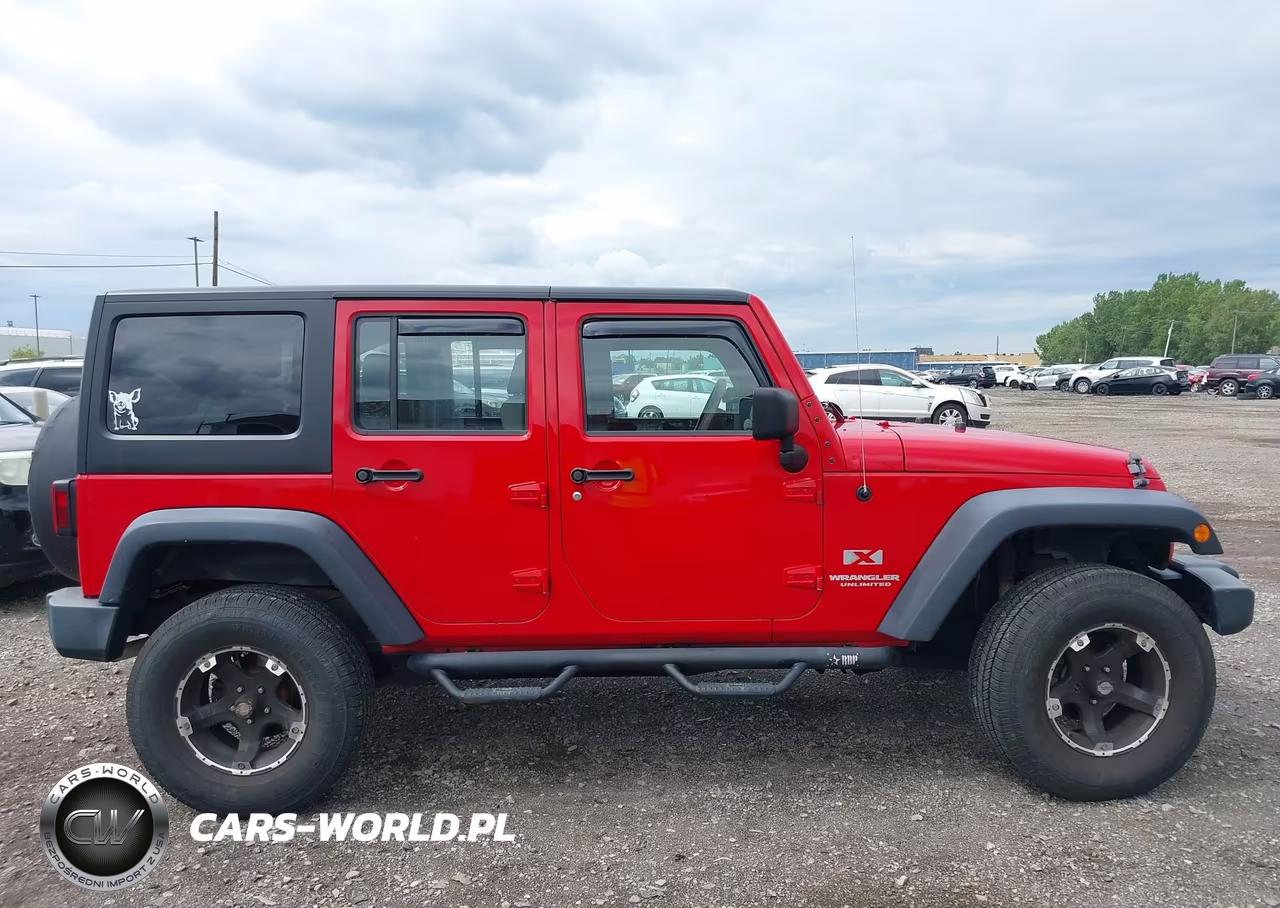 2009 Jeep Wrangler Unlimited X VIN:1J4GA39199L744856 - 13