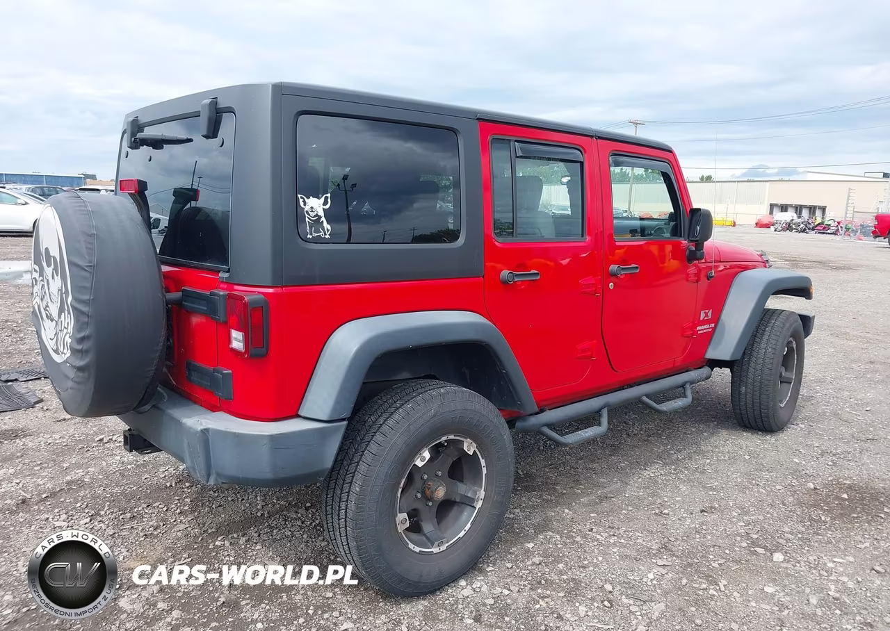 2009 Jeep Wrangler Unlimited X VIN:1J4GA39199L744856 - 4