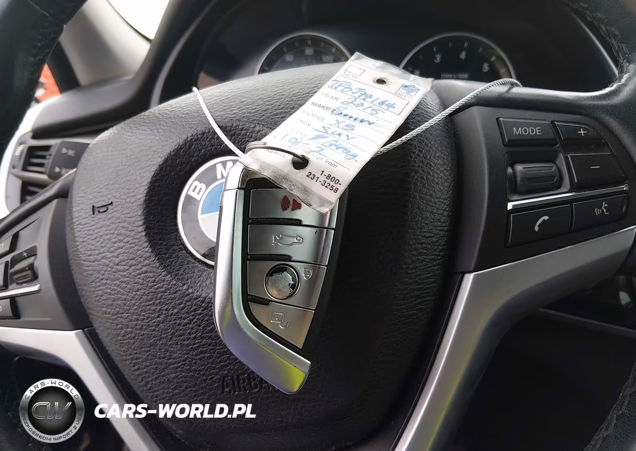 2015 BMW X5 xDrive50I VIN:5UXKR6C52F0J77164 - 11
