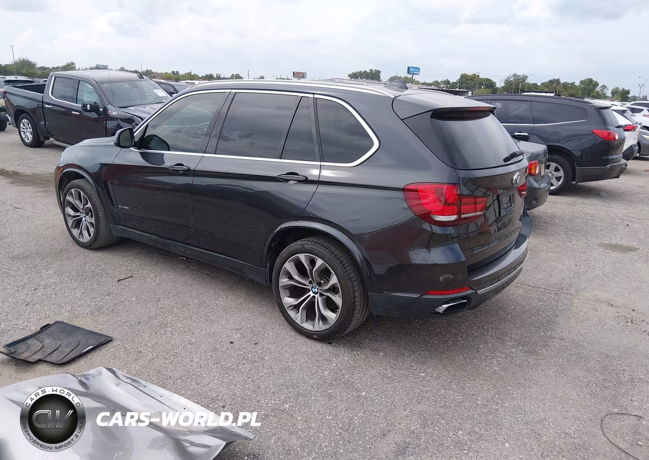 2015 BMW X5 xDrive50I VIN:5UXKR6C52F0J77164 - 3