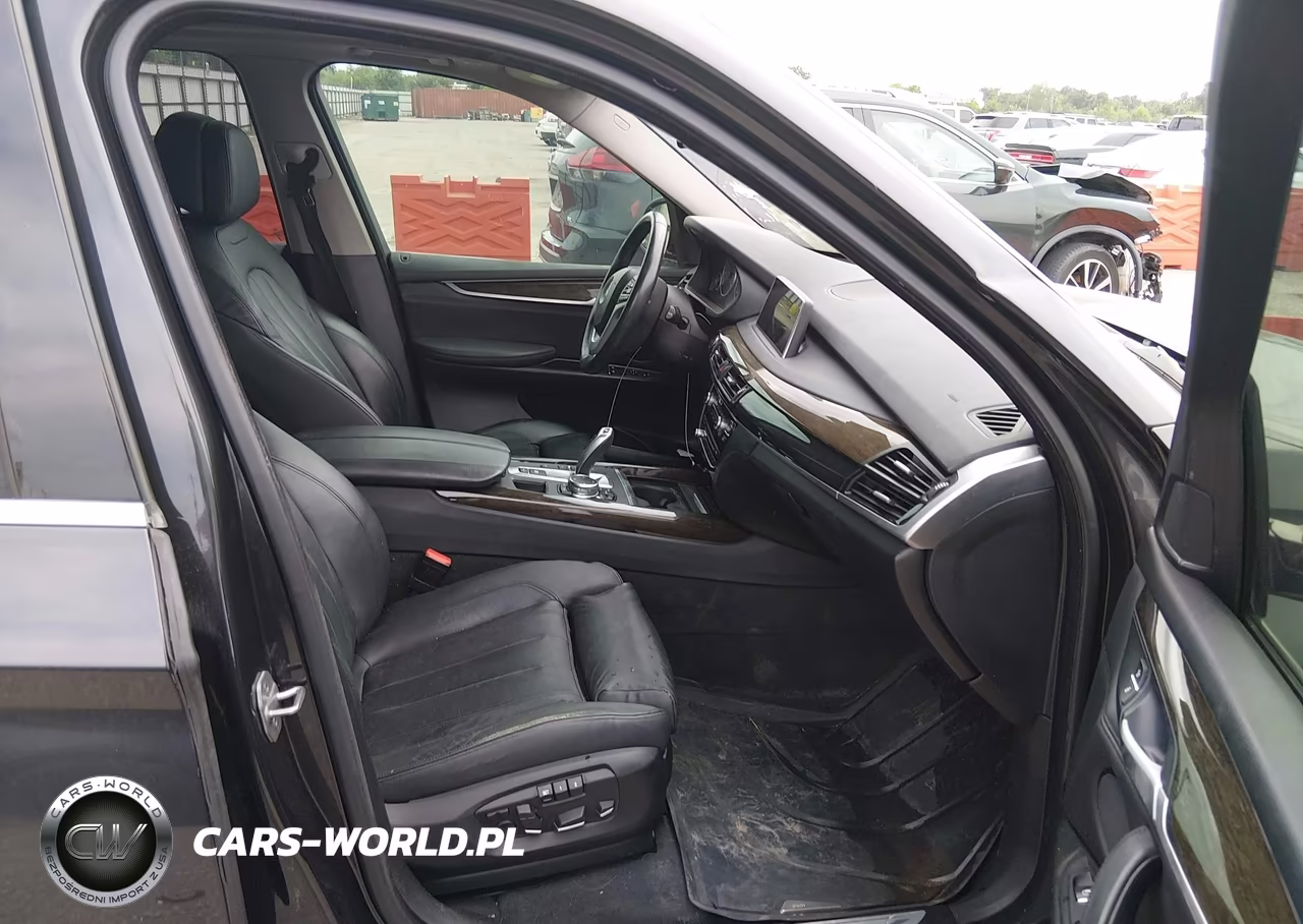 2015 BMW X5 xDrive50I VIN:5UXKR6C52F0J77164 - 5