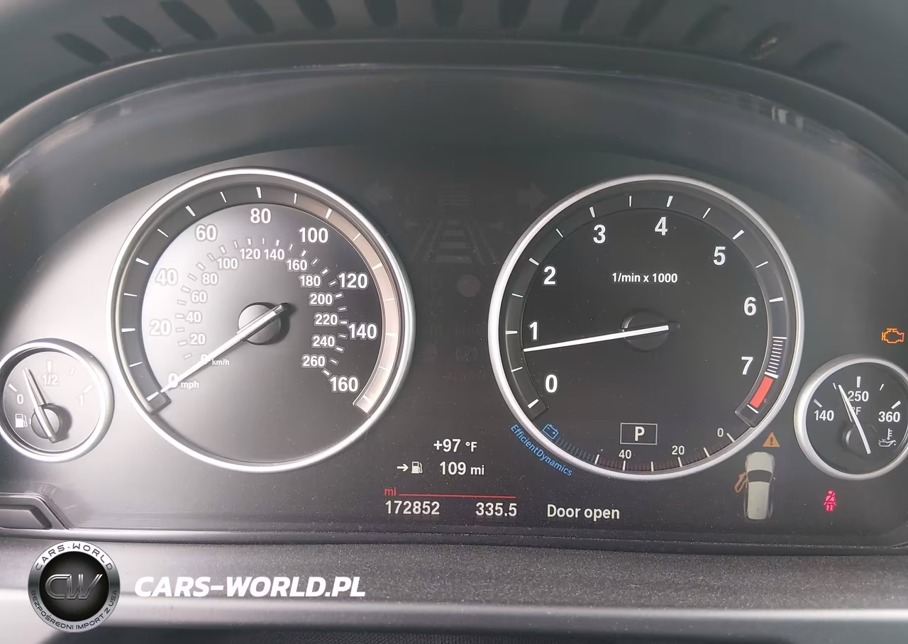 2015 BMW X5 xDrive50I VIN:5UXKR6C52F0J77164 - 7