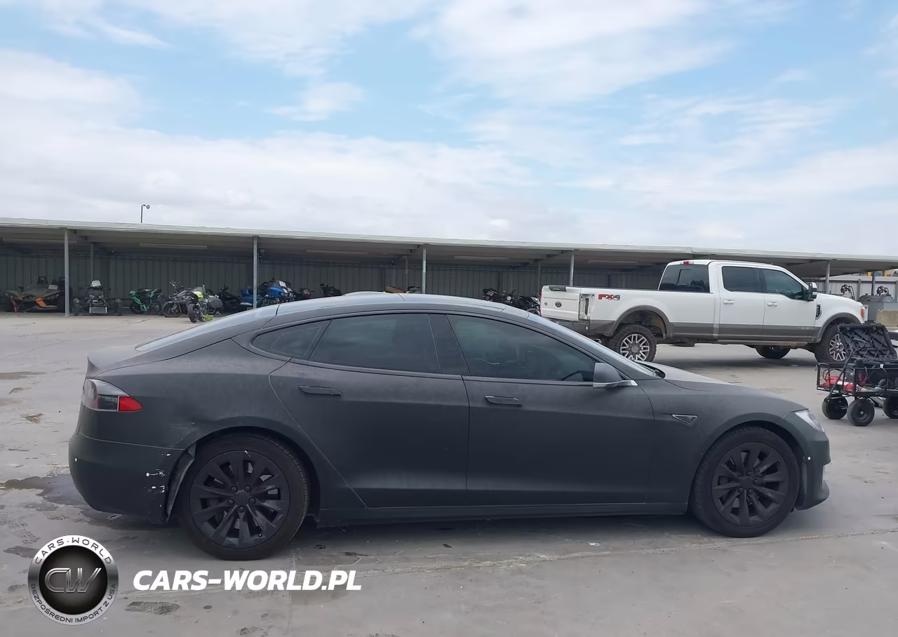 2016 Tesla Model S 60-70-75-85 VIN:5YJSA1E1XGF146849 - 13