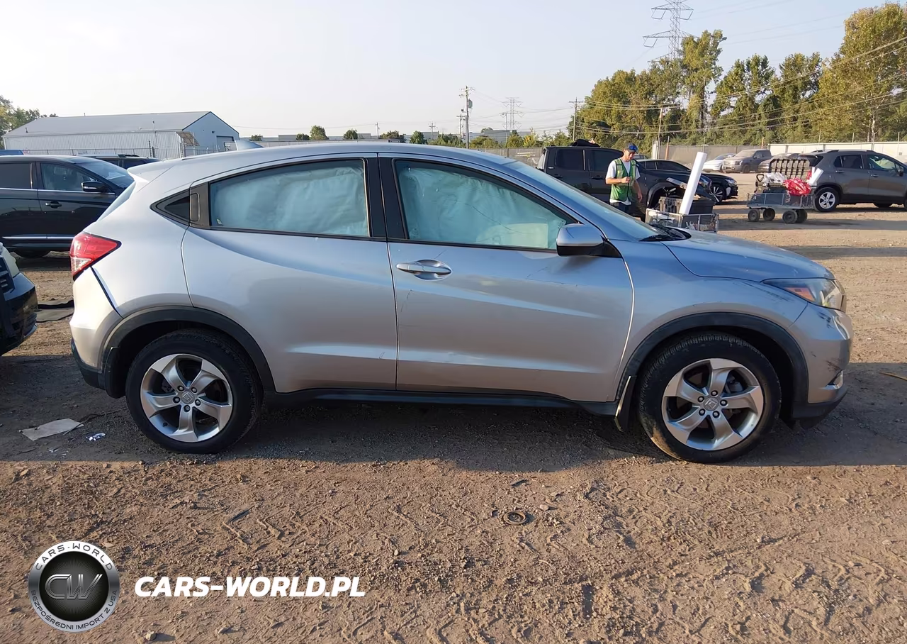2018 Honda Hr-V Lx VIN:3CZRU5H31JM720195 - 14
