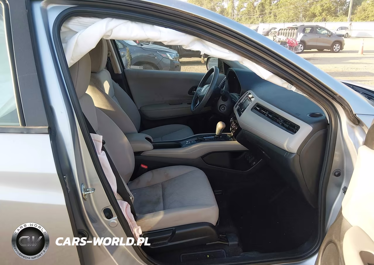 2018 Honda Hr-V Lx VIN:3CZRU5H31JM720195 - 5