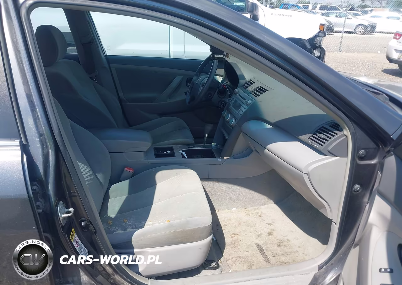 2009 Toyota Camry Le VIN:4T4BE46K59R124606 - 5