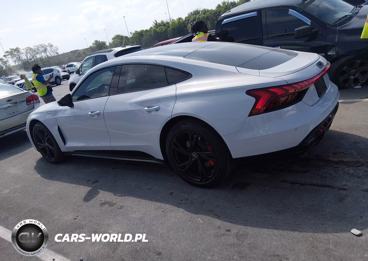 2023 Audi E-Tron Gt Premium Plus Quattro VIN:WAUCJBFW0P7000838 - 14