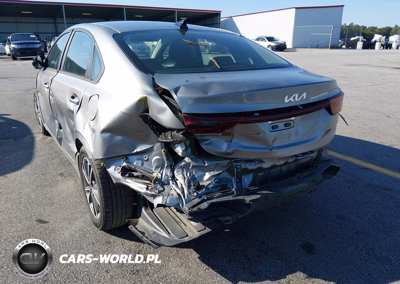 2023 Kia Forte Lxs VIN:3KPF24AD3PE626219 - 14