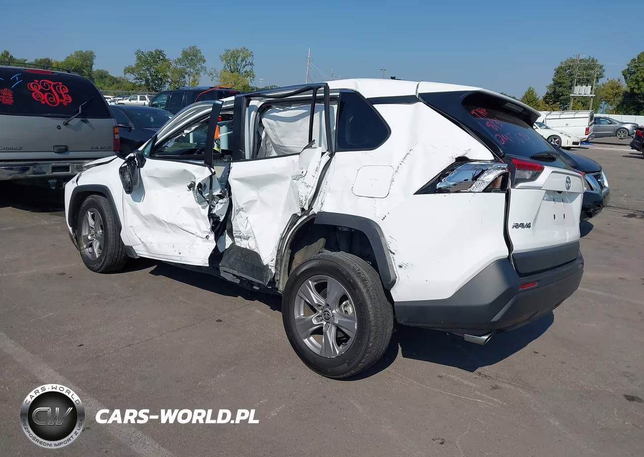 2023 Toyota Rav4 Xle VIN:2T3W1RFV7PW245673 - 3