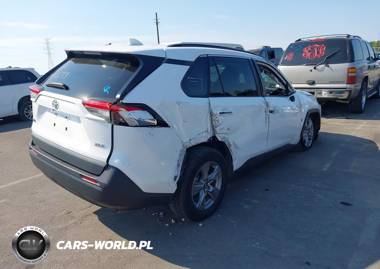 2023 Toyota Rav4 Xle VIN:2T3W1RFV7PW245673 - 4