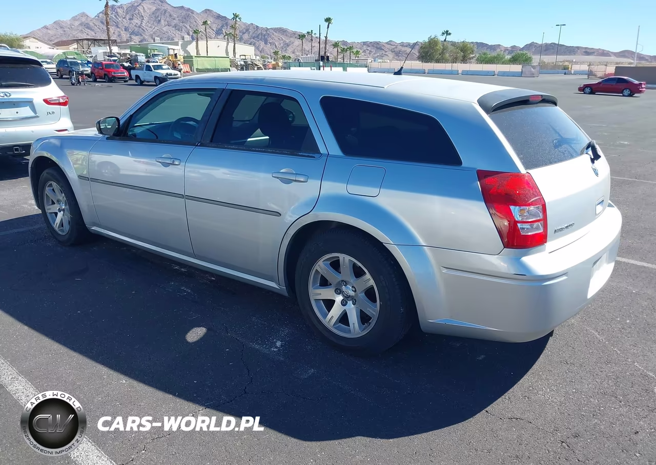 2008 Dodge Magnum VIN:2D4FV47T88H104457 - 3