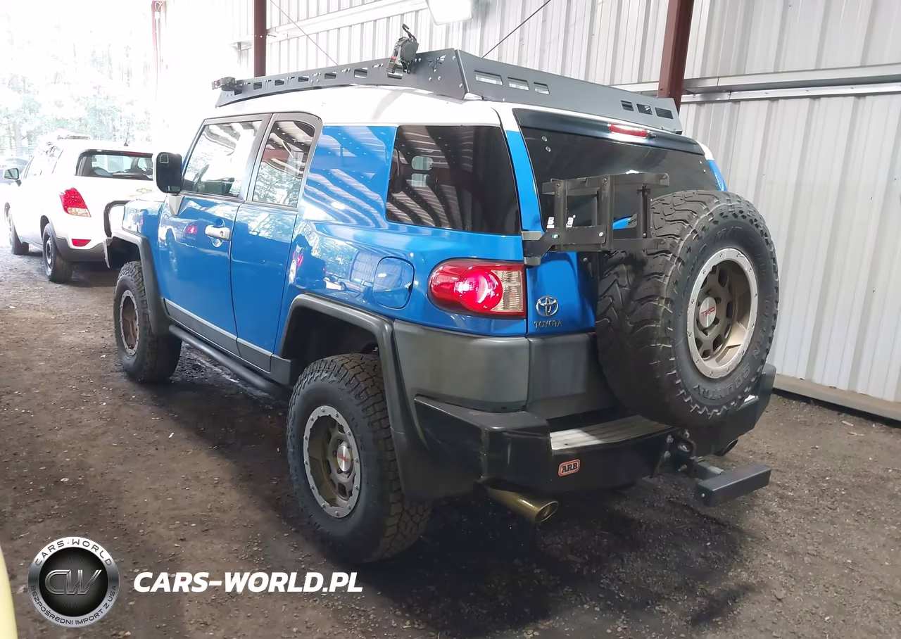 2007 Toyota Fj Cruiser VIN:JTEBU11F470007965 - 3