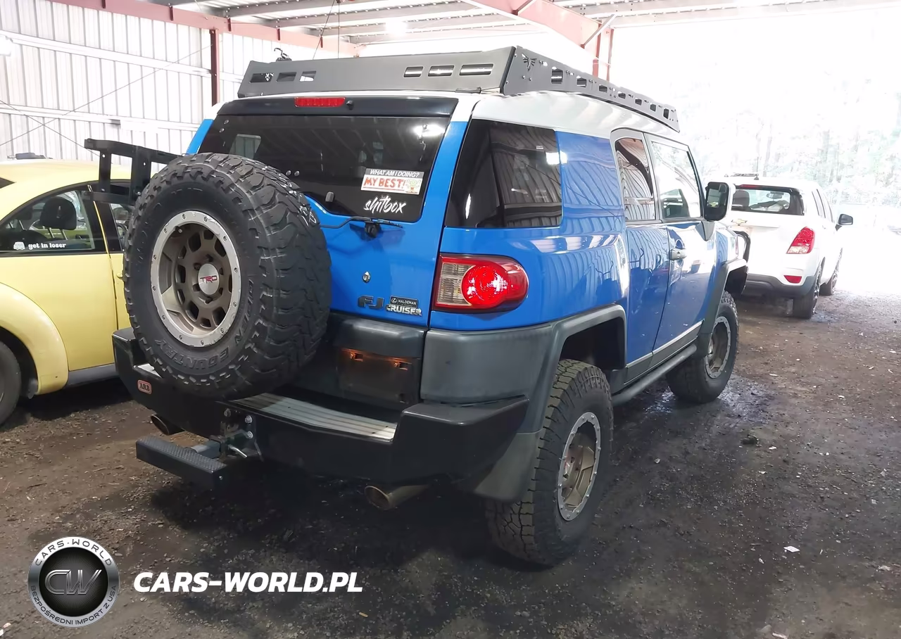 2007 Toyota Fj Cruiser VIN:JTEBU11F470007965 - 4