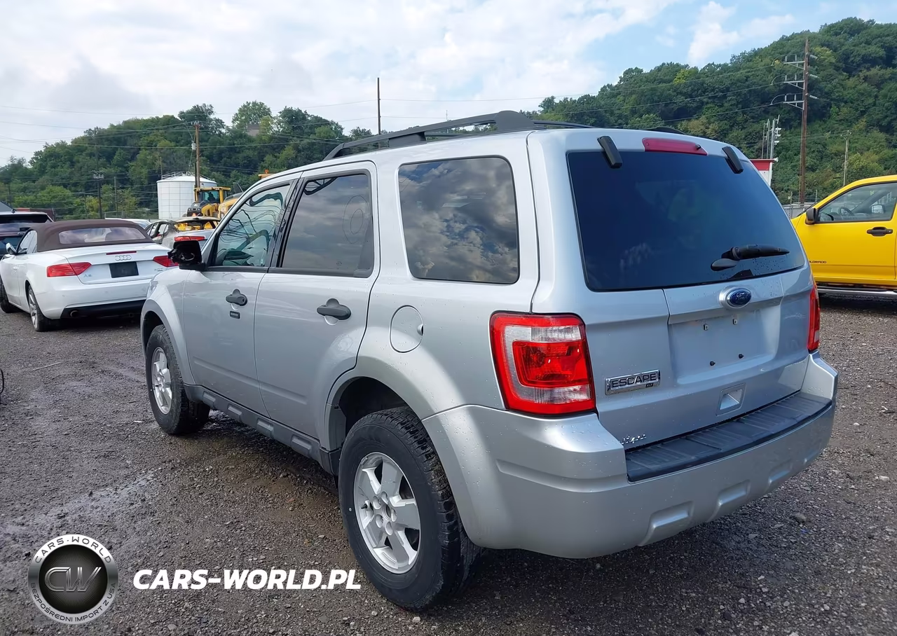 2012 Ford Escape Xlt VIN:1FMCU0D7XCKC39777 - 3