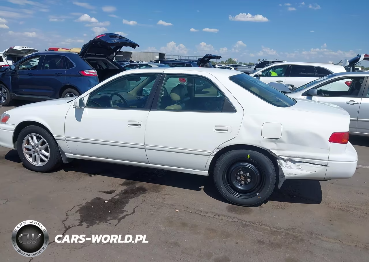 2000 Toyota Camry Xle V6 VIN:4T1BF28K6YU947147 - 14
