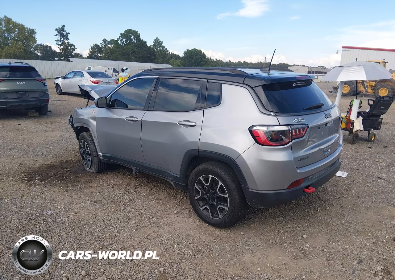 2021 Jeep Compass Trailhawk 4X4 VIN:3C4NJDDB5MT600494 - 3