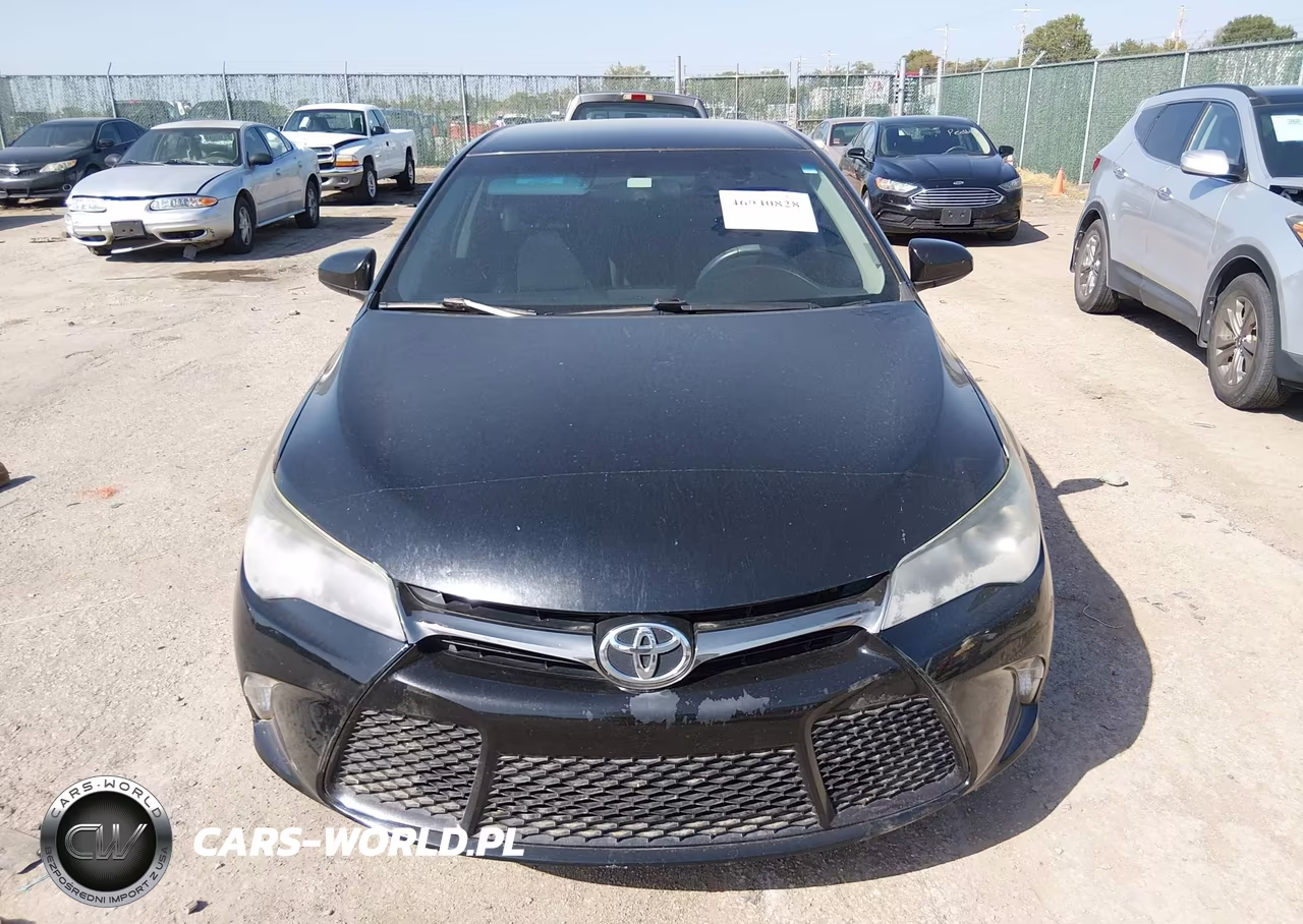 2015 Toyota Camry Se VIN:4T1BF1FK1FU099611 - 12