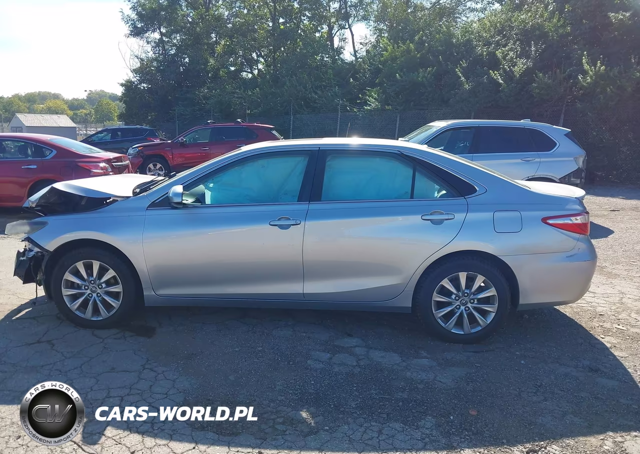 2015 Toyota Camry Xle VIN:4T1BF1FKXFU988648 - 15