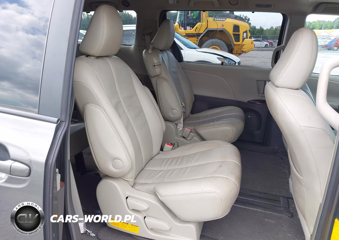 2011 Toyota Sienna Xle V6 VIN:5TDYK3DC8BS064452 - 8