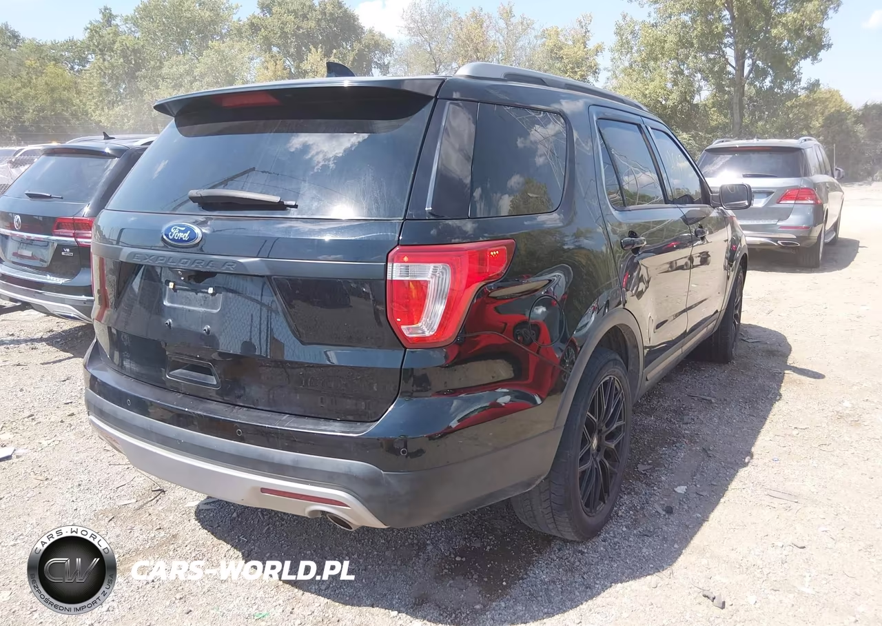 2016 Ford Explorer Xlt VIN:1FM5K7D81GGC20821 - 4