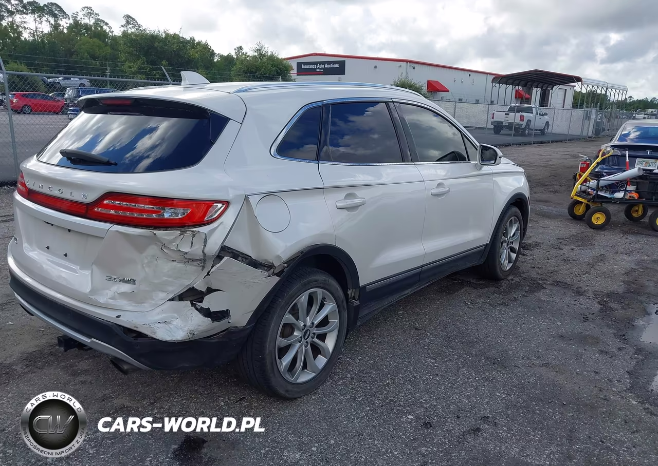 2015 Lincoln Mkc VIN:5LMCJ2A91FUJ18006 - 4