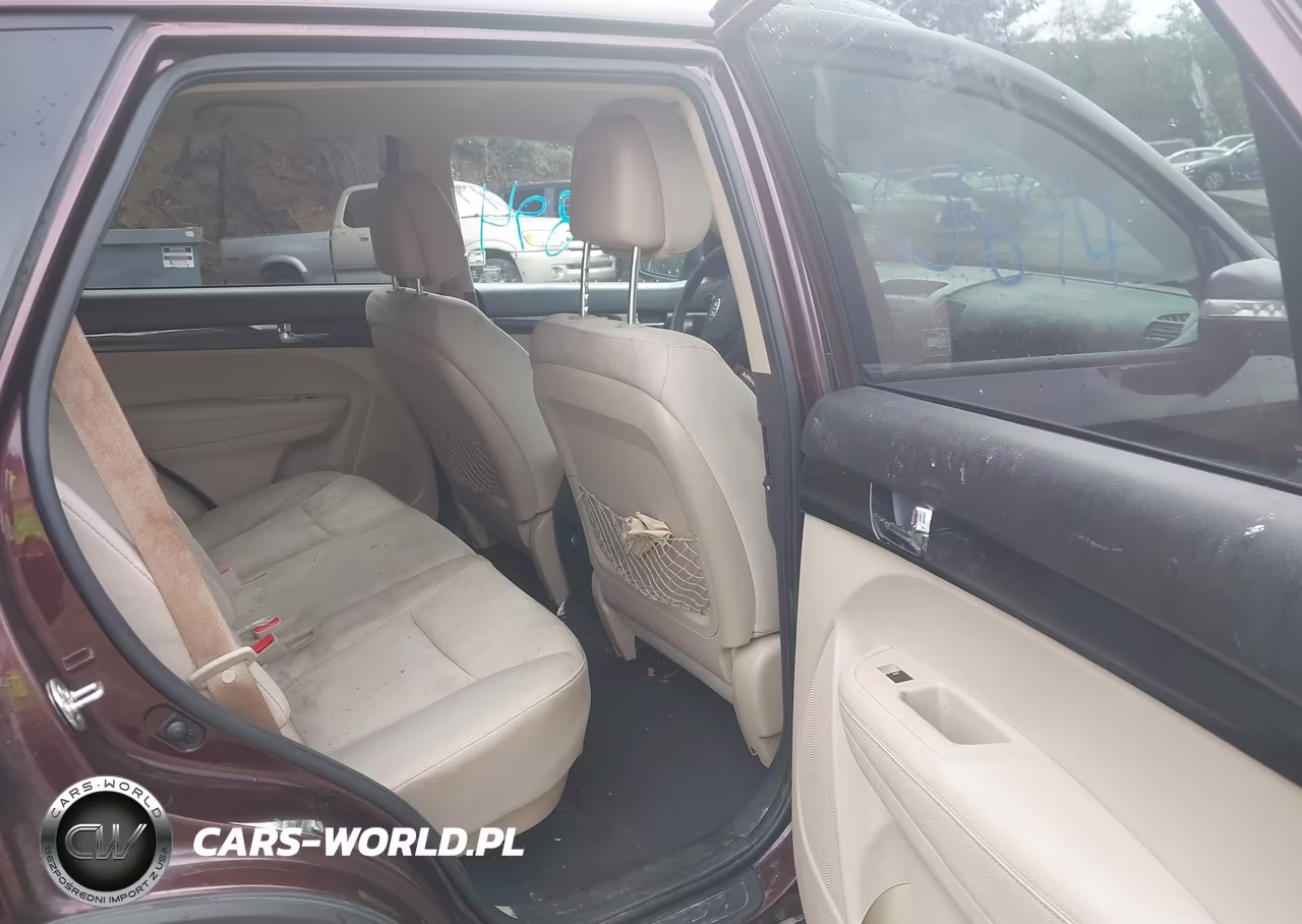 2013 Kia Sorento Lx V6 VIN:5XYKTDA20DG372607 - 8