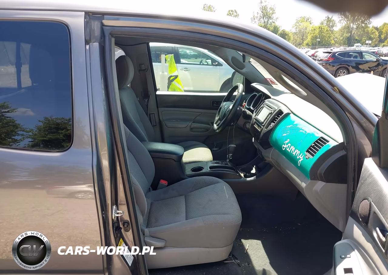 2015 Toyota Tacoma VIN:5TFTX4CN6FX049484 - 5