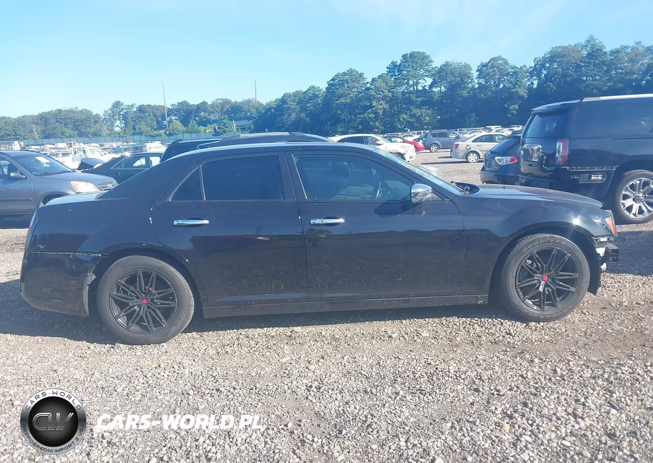 2014 Chrysler 300 300S VIN:2C3CCABG3EH229056 - 13