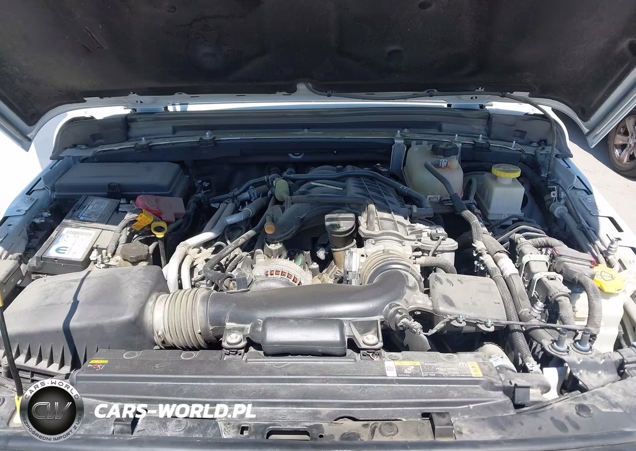 2023 Jeep Gladiator Willys 4X4 VIN:1C6HJTAG1PL526201 - 10