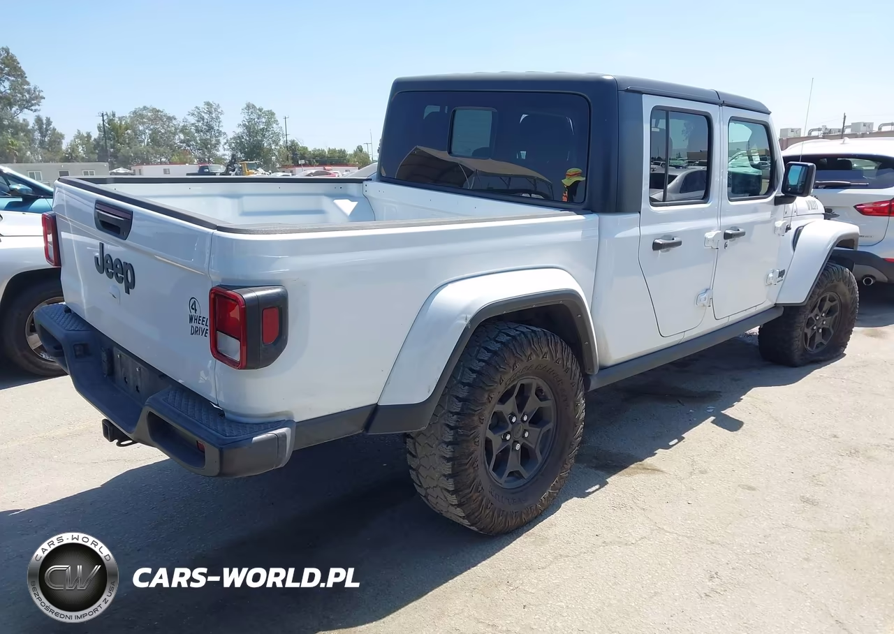2023 Jeep Gladiator Willys 4X4 VIN:1C6HJTAG1PL526201 - 4