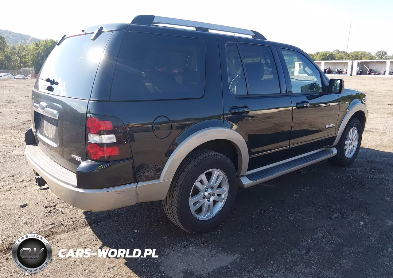 2007 Ford Explorer Eddie Bauer VIN:1FMEU74E27UA74379 - 4