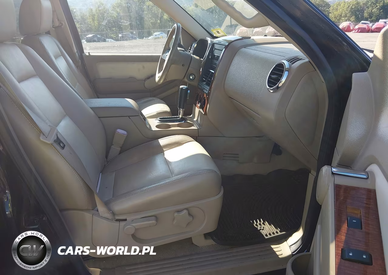 2007 Ford Explorer Eddie Bauer VIN:1FMEU74E27UA74379 - 5