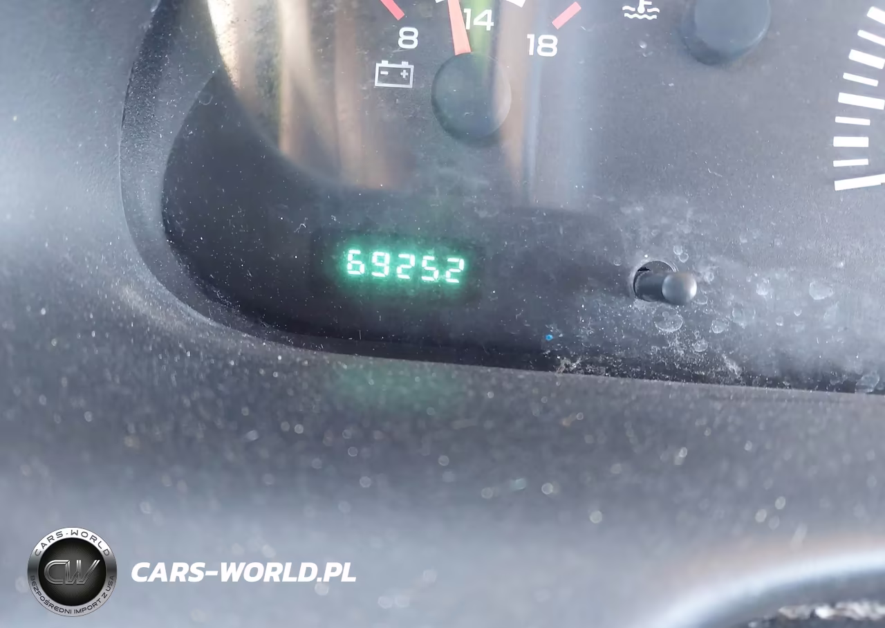 2000 Dodge Ram Van 1500 Conversion VIN:2B7HB11X2YK155836 - 15