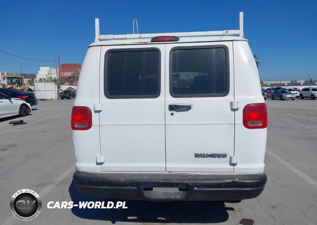 2000 Dodge Ram Van 1500 Conversion VIN:2B7HB11X2YK155836 - 16