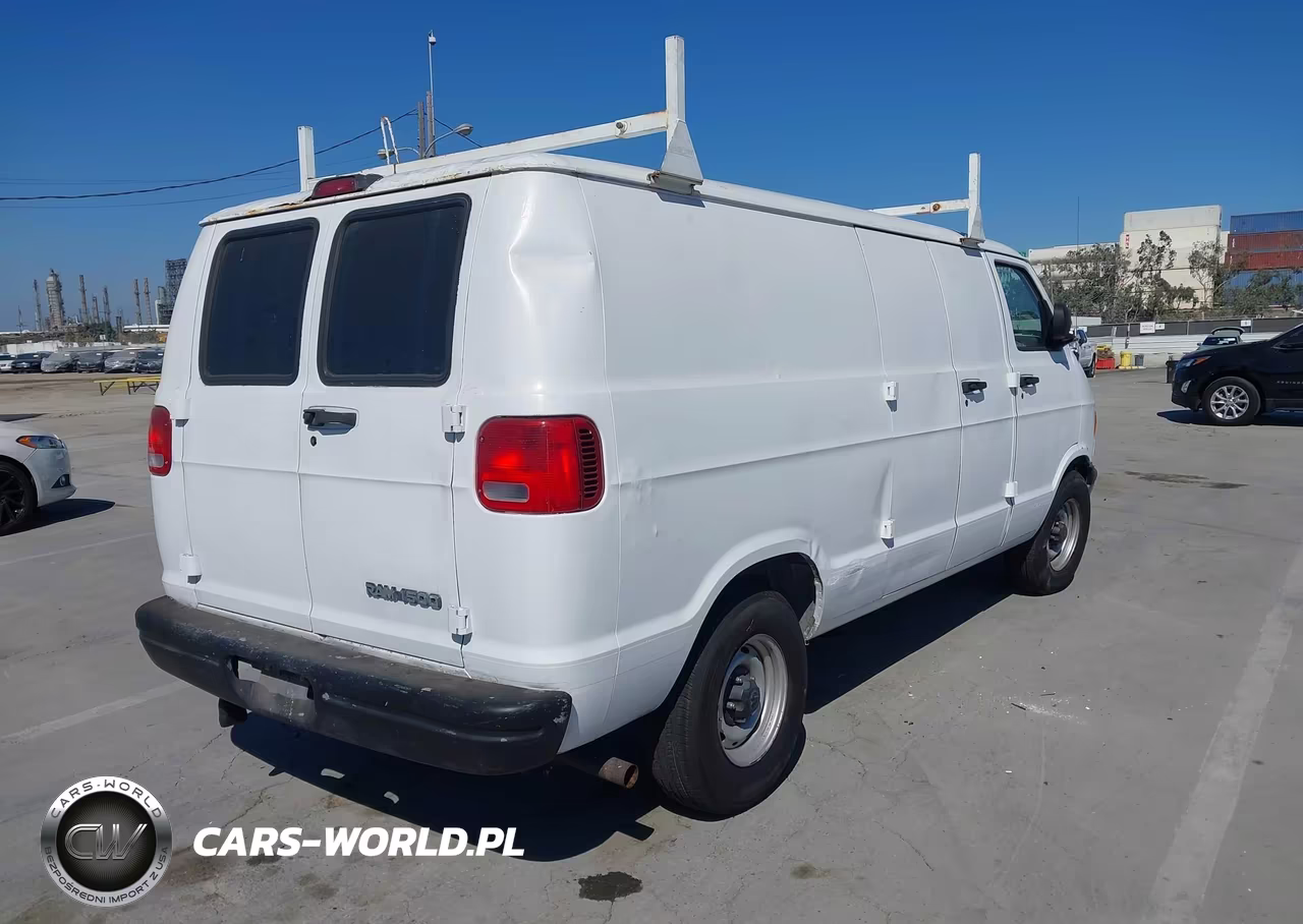 2000 Dodge Ram Van 1500 Conversion VIN:2B7HB11X2YK155836 - 4