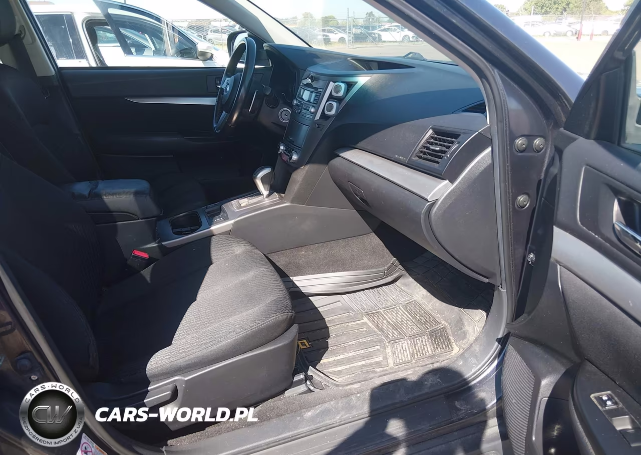 2011 Subaru Outback 2.5I Premium VIN:4S4BRCCC2B3399853 - 5
