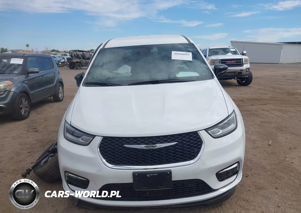 2025 Chrysler Pacifica Select VIN:2C4RC1BG0SR579742 - 11