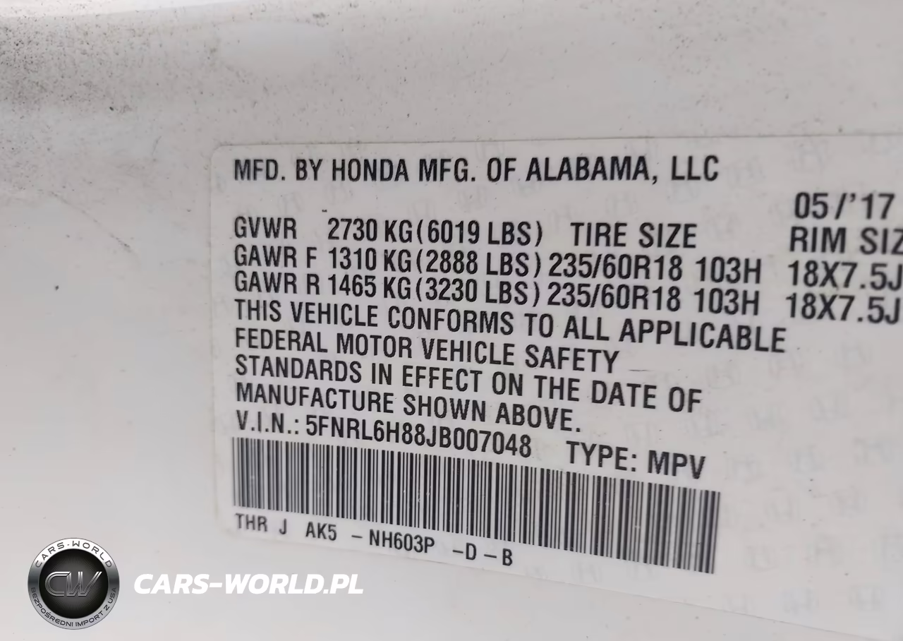 2018 Honda Odyssey Touring VIN:5FNRL6H88JB007048 - 9
