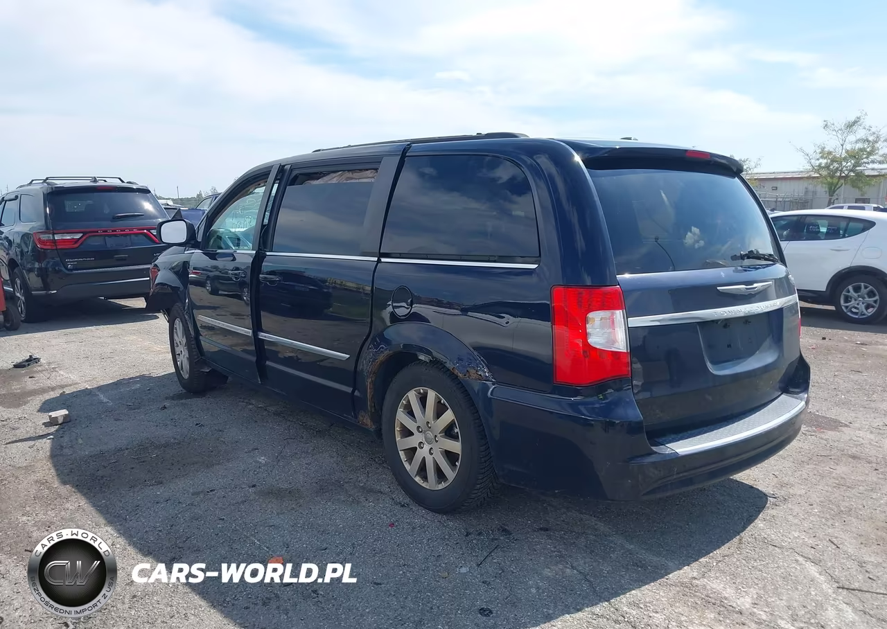 2011 Chrysler Town & Country Touring-L VIN:2A4RR8DG4BR607489 - 3