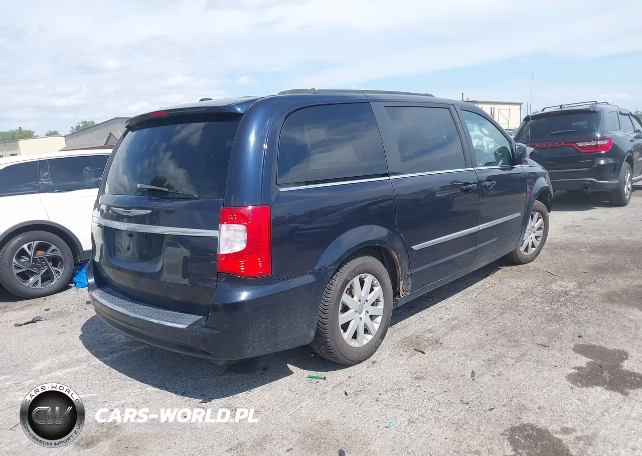 2011 Chrysler Town & Country Touring-L VIN:2A4RR8DG4BR607489 - 4