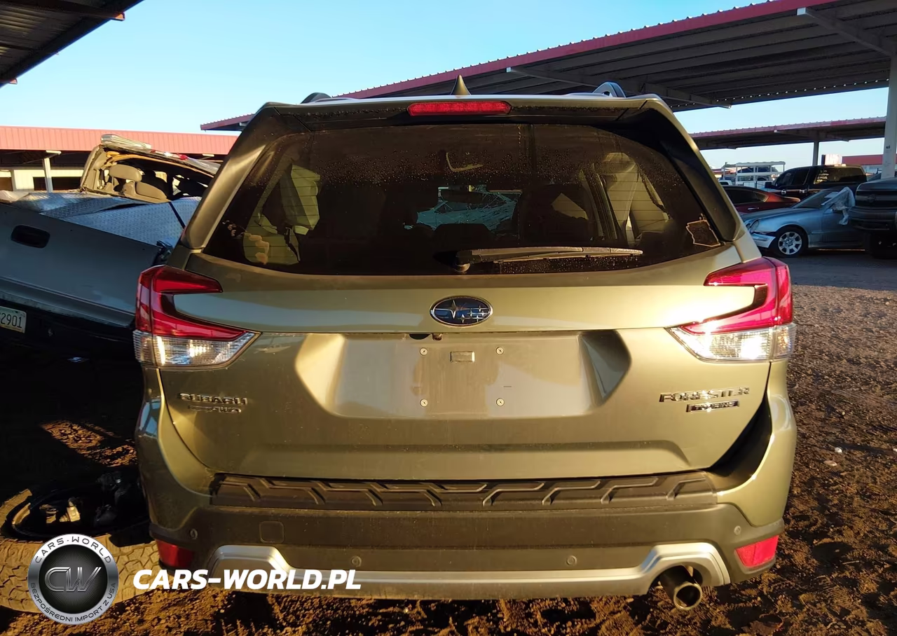2021 Subaru Forester Touring VIN:JF2SKAXC3MH491567 - 15